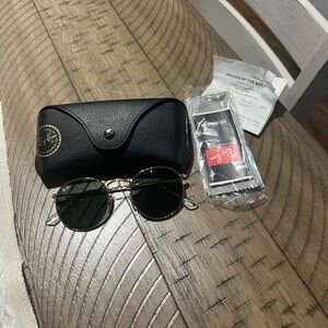 Ray-Ban round sunglasses